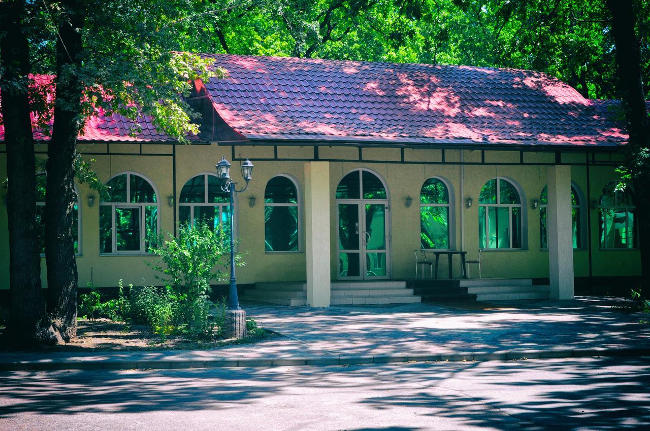 Hotel Dubrava Poltava Exterior photo